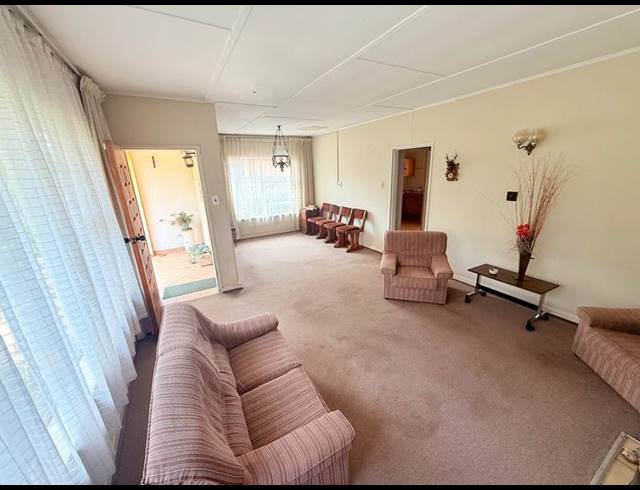 3 BEDROOM HOUSE FOR SALE IN VANDERBIJLPARK CW 1